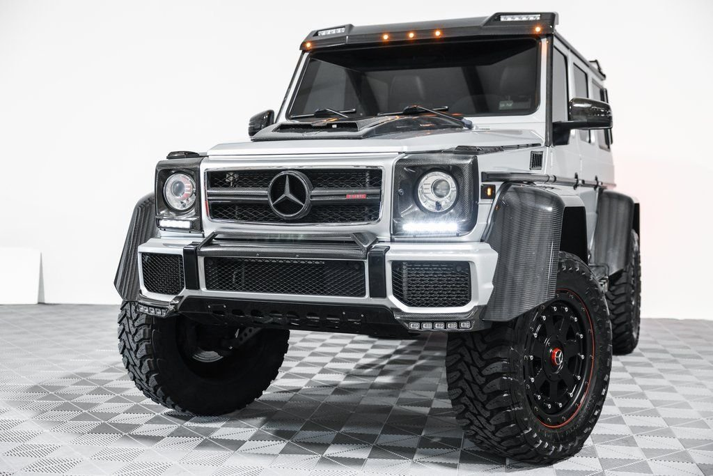 Mercedes-Benz G 550 Squared gallery photo 1
