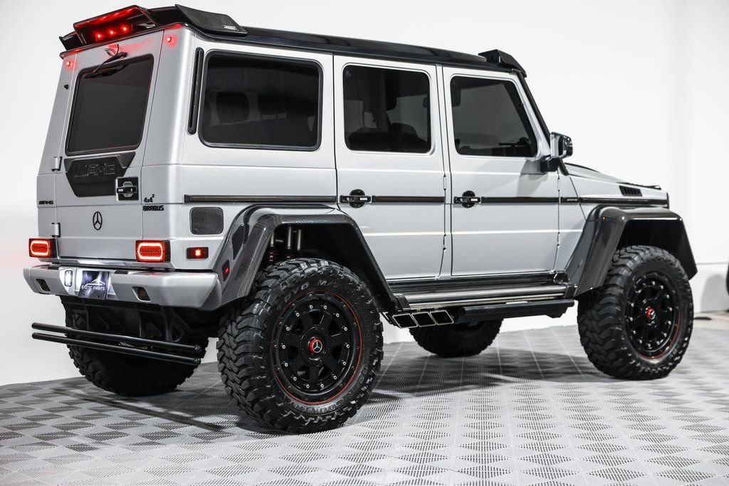 Mercedes-Benz G 550 Squared gallery photo 3